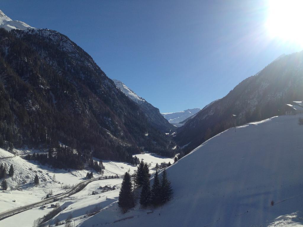 Apart Christa Kaunertal Bilik gambar